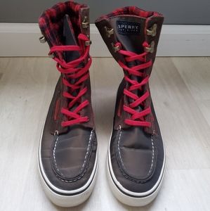 Sperry boots
